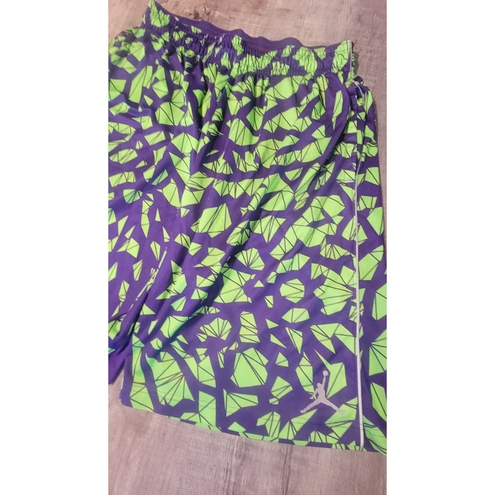 Nike Air Jordan Dri Fit Mens Large Geometric Purple Lime Green Basketball Shorts - Picture 4 of 12
